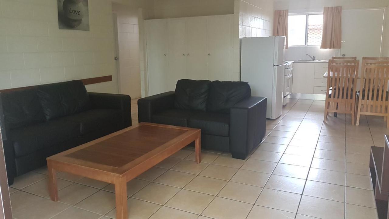 Oasis Inn Apartments Cairns Luaran gambar