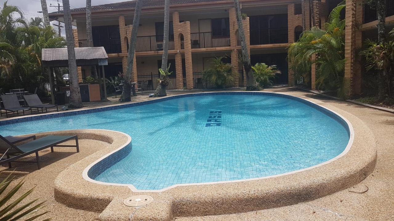 Oasis Inn Apartments Cairns Luaran gambar